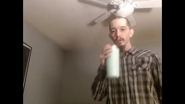 Snapshot of VanceFontaine chatting on October 2025 01:50:01 AM VanceFontaine online show from October 2025 01:50:01 AM