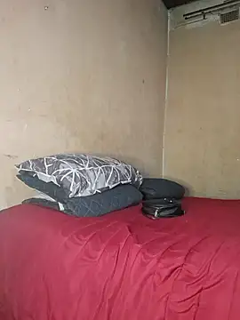 Snapshot of Goodgirlsue_77 chatting on October 2025 03:56:02 PM Goodgirlsue 77 online show from October 2025 03:56:02 PM