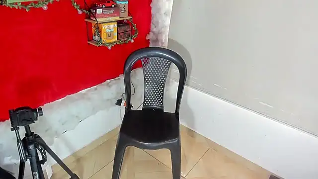 Snapshot of LilOwen_ chatting on October 2025 06:51:02 PM LilOwen online show from October 2025 06:51:02 PM