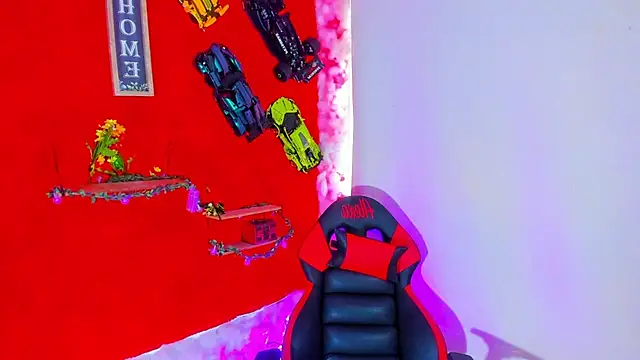 Snapshot of LilOwen_ chatting on October 2025 07:04:02 PM LilOwen online show from October 2025 07:04:02 PM