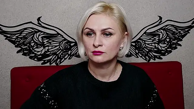 OliviaHorst online show from December 2024 12:36:01 PM