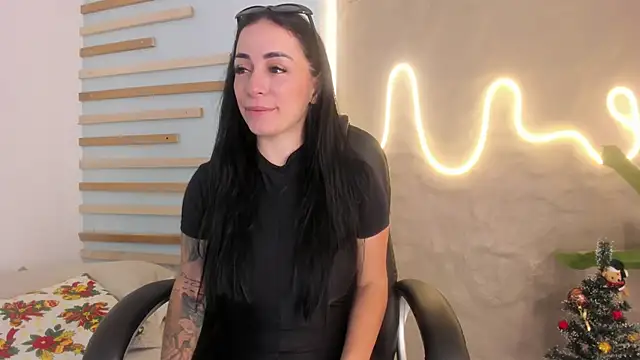 Sofia  rivera online show from December 2024 04:59:02 PM