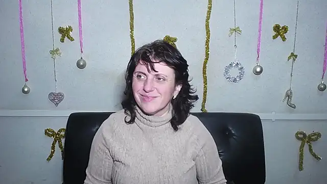 LuciaMii online show from December 2024 03:29:02 AM