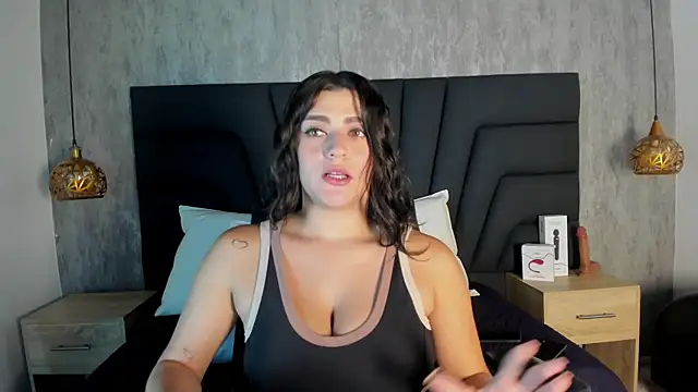 SARA STONE17 online show from March 2025 11:51:01 AM