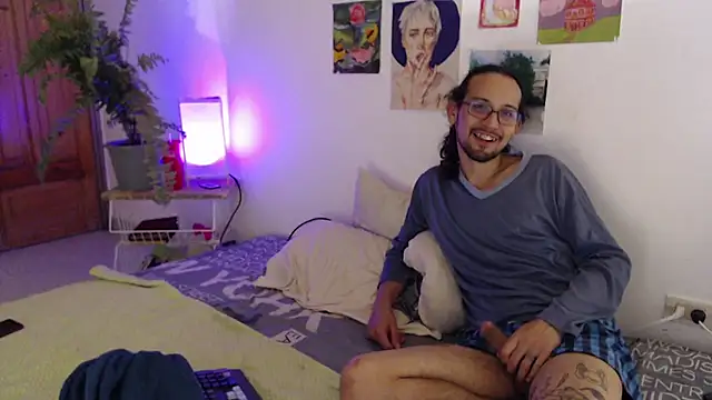 Snapshot of AsRusell666 chatting on October 2025 07:53:02 AM AsRusell666 online show from October 2025 07:53:02 AM