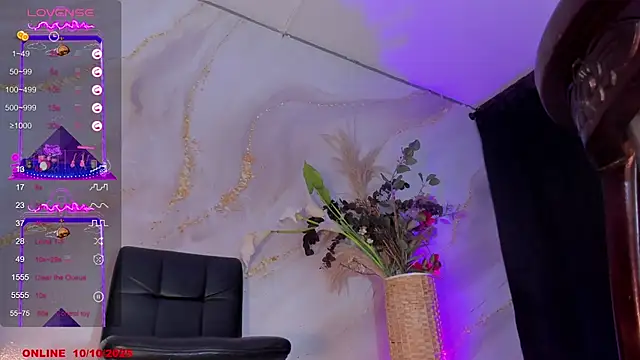 Karla-Ebony online show from October 2025 02:05:02 PM