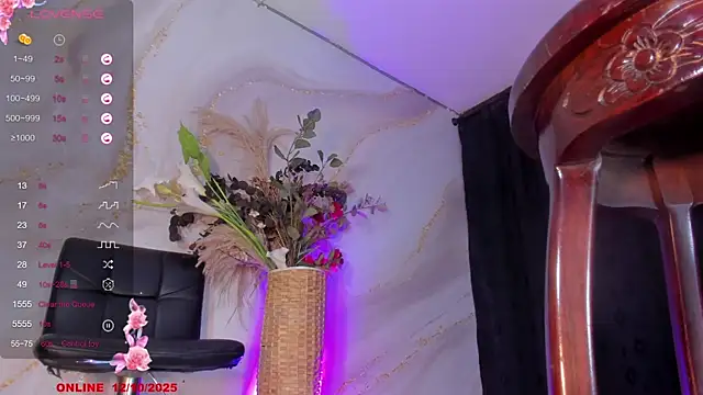 Karla-Ebony online show from October 2025 02:05:01 PM