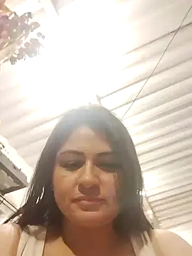 Linda Lars online show from January 2025 05:05:01 AM