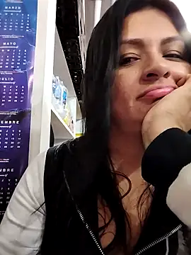 Linda Lars online show from February 2025 03:34:02 AM