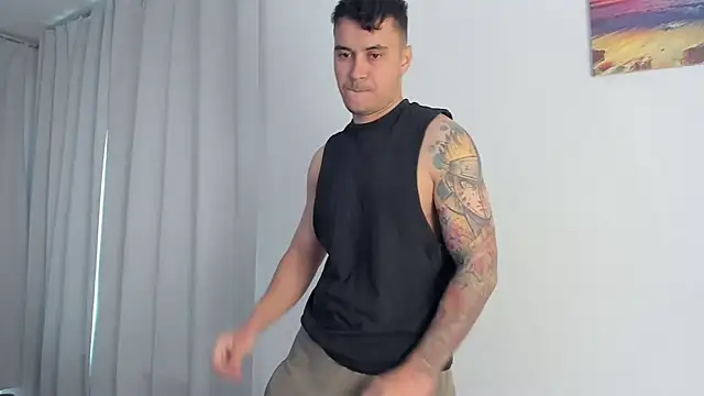 MatMalonne online show from October 2025 06:32:02 AM