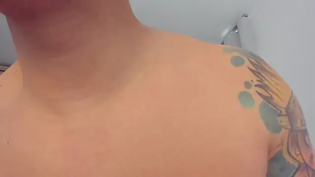 MatMalonne online show from October 2025 11:06:02 AM