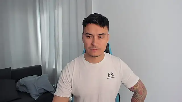 MatMalonne online show from October 2025 08:16:02 AM