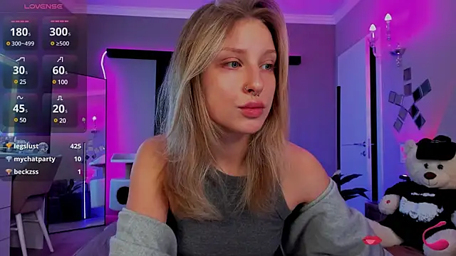Snapshot of lilyvibe chatting on December 2024 09:22:01 PM lilyvibe online show from December 2024 09:22:01 PM