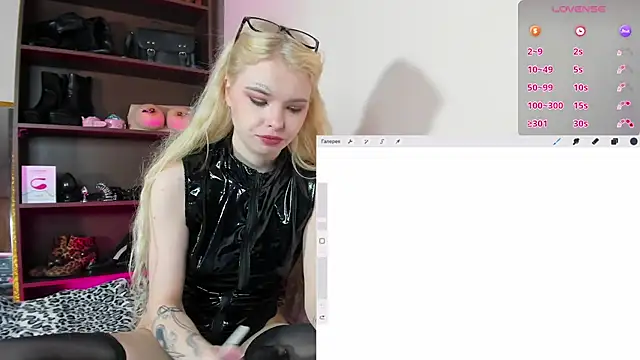 MisssLola online show from February 2025 02:21:01 PM