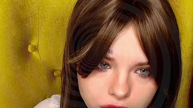 Snapshot of MisssLola chatting on October 2025 02:05:01 PM MisssLola online show from October 2025 02:05:01 PM