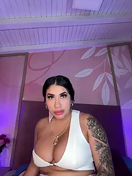 kiim taaylor online show from February 2025 07:19:02 PM