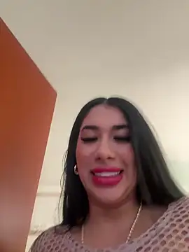 kiim taaylor online show from February 2025 02:59:02 PM