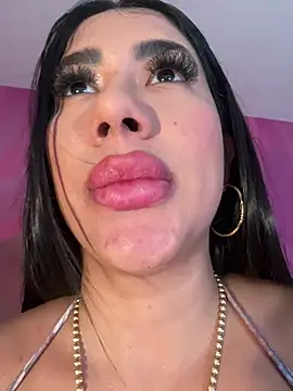 kiim taaylor online show from March 2025 12:22:02 PM