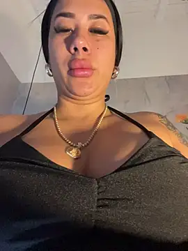 kiim taaylor online show from November 2025 11:45:01 AM