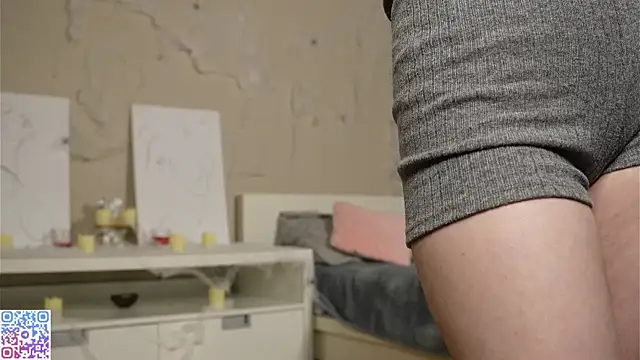 GenovesDi online show from October 2025 07:15:02 PM