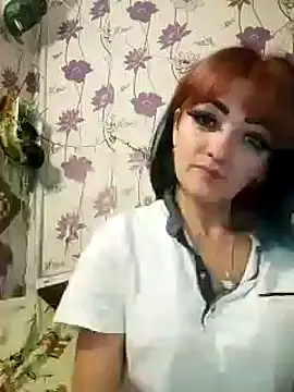 Snapshot of SweetLeila40 chatting on December 2024 01:31:02 AM SweetLeila40 online show from December 2024 01:31:02 AM