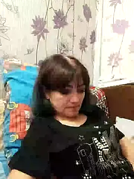 Snapshot of SweetLeila40 chatting on January 2025 03:22:01 AM SweetLeila40 online show from January 2025 03:22:01 AM