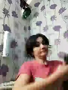 Snapshot of SweetLeila40 chatting on February 2025 03:23:02 PM SweetLeila40 online show from February 2025 03:23:02 PM