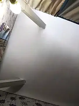 Snapshot of SweetLeila40 chatting on February 2025 01:42:01 PM SweetLeila40 online show from February 2025 01:42:01 PM