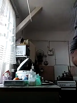 Snapshot of SweetLeila40 chatting on February 2025 08:19:02 PM SweetLeila40 online show from February 2025 08:19:02 PM