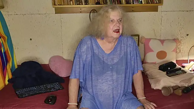 theadora online show from September 2025 04:24:02 AM