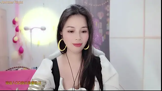 Snapshot of HK_angelchloe chatting on March 2025 07:14:02 AM HK angelchloe online show from March 2025 07:14:02 AM