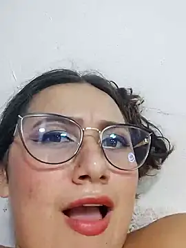 kailyn bohorquez online show from February 2025 08:32:01 PM