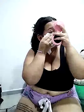 kailyn bohorquez online show from March 2025 01:48:01 AM