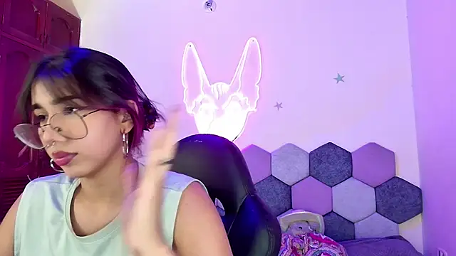 Horny tgn online show from January 2025 05:59:02 PM