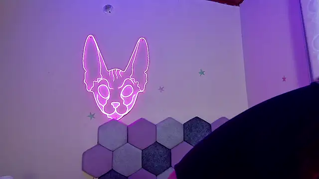 Snapshot of Horny_tgn chatting on February 2025 09:30:01 PM Horny tgn online show from February 2025 09:30:01 PM