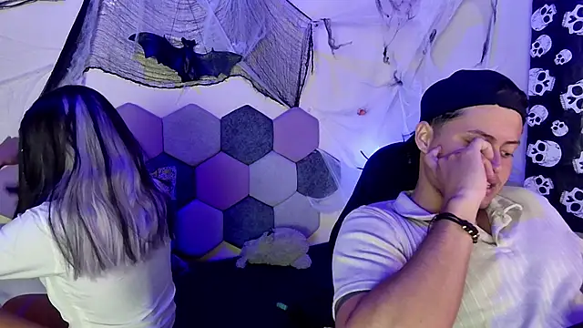 Horny tgn online show from October 2025 07:14:01 PM