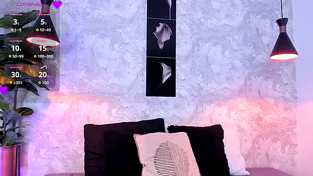 lilicooper  online show from September 2025 03:50:02 AM