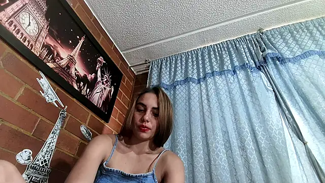 Snapshot of ValeriaLacrozee chatting on March 2025 07:12:02 PM ValeriaLacrozee online show from March 2025 07:12:02 PM