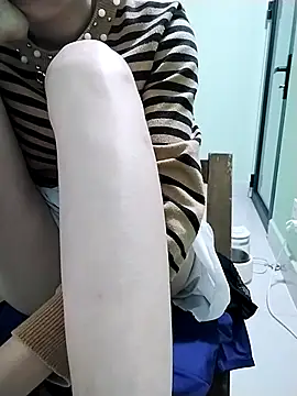 Nana-Cool69 online show from November 2025 11:07:02 PM