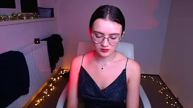 Josephine jo online show from December 2024 07:42:02 PM