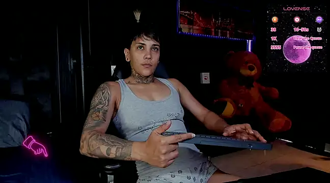 ZhoeStrong online show from February 2025 04:24:02 PM