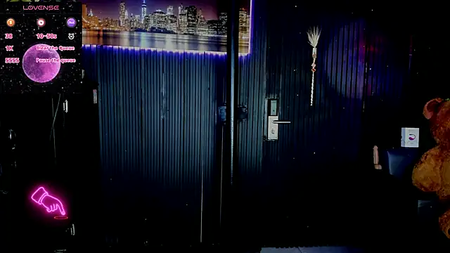 ZhoeStrong online show from March 2025 01:23:01 AM