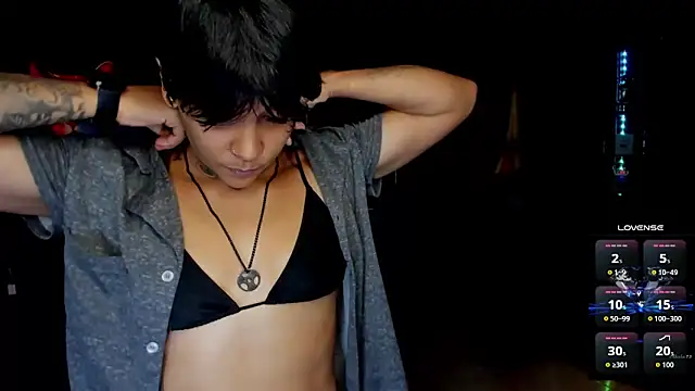 ZhoeStrong online show from September 2025 10:17:01 AM