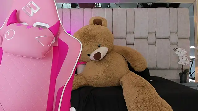  SofiaCortez  online show from February 2025 03:38:01 PM