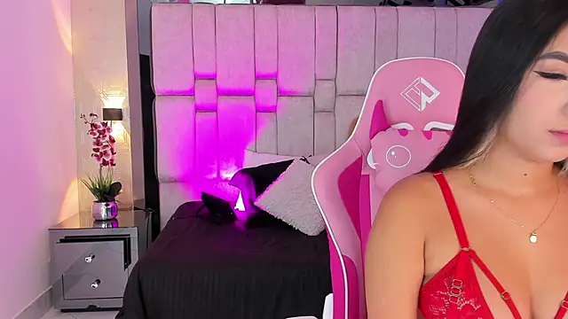  SofiaCortez  online show from March 2025 12:01:01 PM