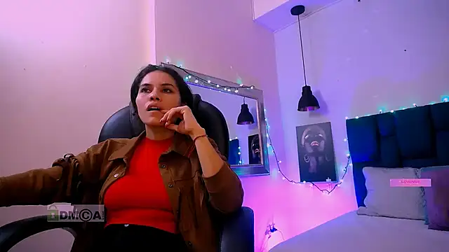 natasha  jackson online show from January 2025 11:43:01 AM