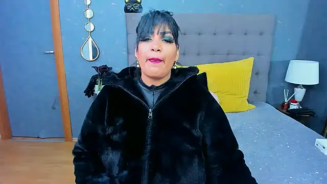 AmyCubes online show from January 2025 10:27:01 PM