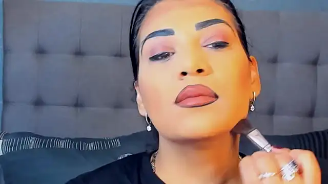 AmyCubes online show from October 2025 04:59:01 AM