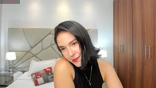 Snapshot of kendaall_jenner_ chatting on December 2024 04:49:02 AM kendaall jenner online show from December 2024 04:49:02 AM