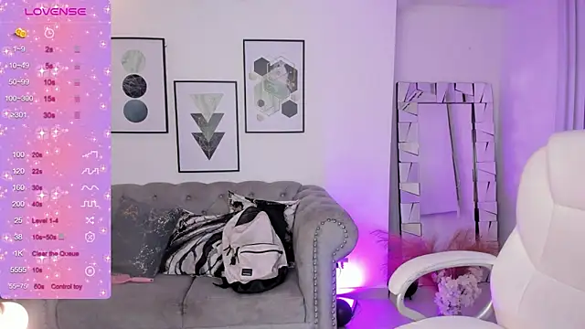 Snapshot of kendaall_jenner_ chatting on January 2025 10:17:02 AM kendaall jenner online show from January 2025 10:17:02 AM